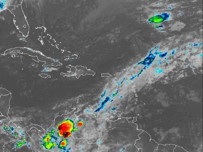Indomet prevé reducción de lluvias esta noche, pero mantiene chubascos aislados para la madrugada