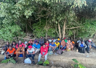 Ejército Dominicano captura a 54 haitianos sin documentos durante operativos en Montecristi y Valverde