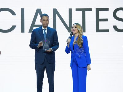 Guido Gómez Mazara es reconocido por su liderazgo en el desarrollo de las telecomunicaciones y la transformación digital