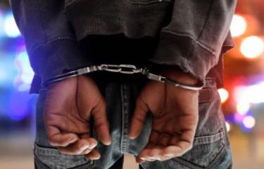 Policía captura en Pedernales a prófugo acusado de homicidio en Santo Domingo Norte