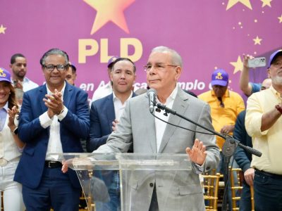 Danilo Medina advierte que el país “luce sin rumbo”