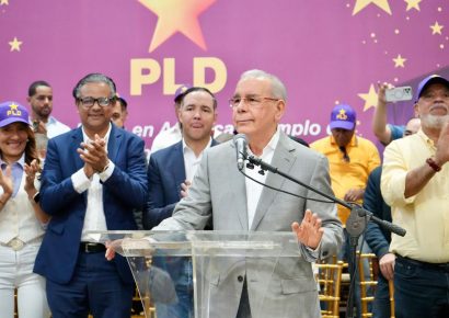 Danilo Medina advierte que el país “luce sin rumbo”