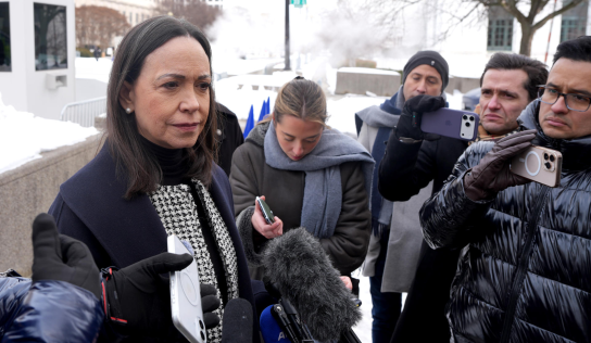 María Corina Machado pide una “transición real” en Venezuela tras reunión con Marco Rubio