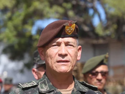 Jefe del Estado Mayor de Honduras anuncia apoyo militar a la declaratoria del CNE