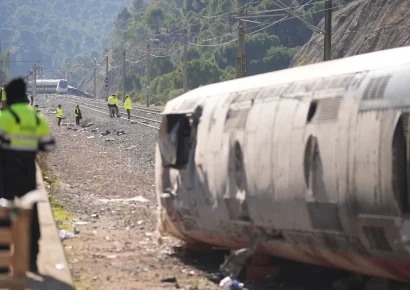 Investigadores señalan una fractura en la vía como posible causa del descarrilamiento del tren Iryo en Adamu