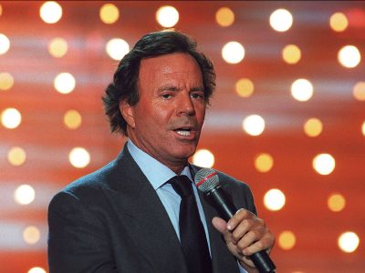 Julio Iglesias solicita el archivo de la denuncia por presuntos delitos sexuales
