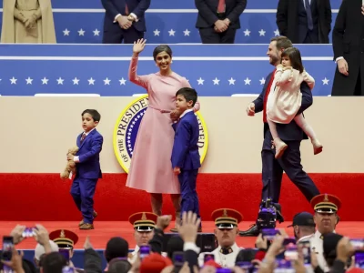 JD Vance y Usha Vance anuncian la llegada de su cuarto hijo