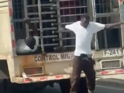 DGM toma medidas disciplinarias tras incidente donde dos haitianos escapan de camión en movimiento