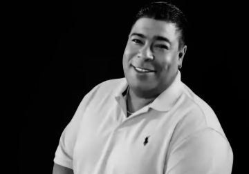 Fallece el cantautor dominicano Félix Rosario durante vuelo hacia Nueva Jersey