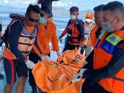 Indonesia intensifica la búsqueda de los hijos de la familia española tras el naufragio que dejó un fallecido