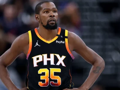 Durant supera a Chamberlain, Doncic no puede con Giannis y Harden amarga a Fernández