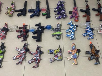 Detienen a varios jóvenes en La Romana por alterar el orden con pistolas de hidrogel