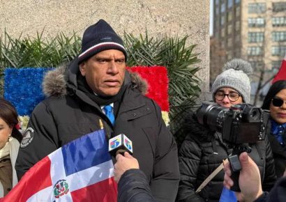 Consulado dominicano en Nueva York honra a Juan Pablo Duarte con ofrenda floral