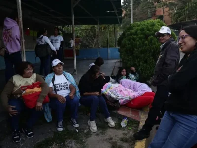 Al menos 24 presos políticos han sido liberados esta madrugada en Venezuela, según una ONG