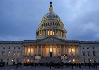 Senado de EE.UU. bloquea ley para limitar poderes militares de Trump sobre Venezuela