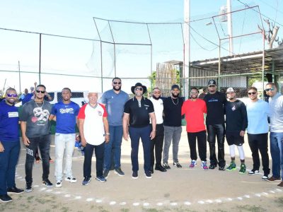 Nelson Cruz beneficia a miles de personas en Montecristi con jornada social