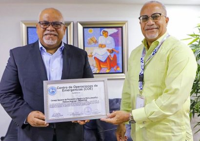 Promipyme recibe reconocimiento del COE por su participación en el simulacro nacional de evacuación