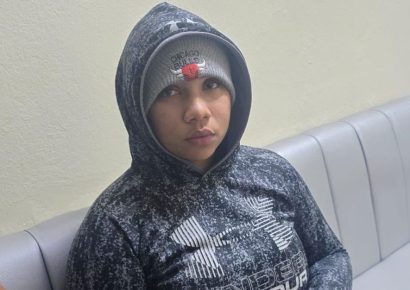 Joven se entrega en un destacamento de La Vega tras ser señalada por asesinato de su hermana de 13 años