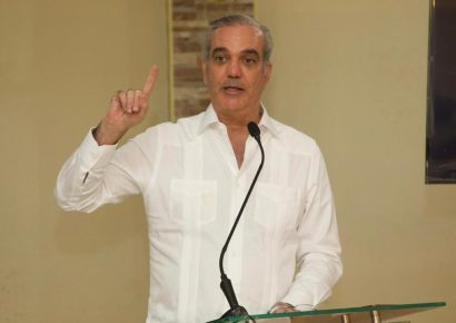 Abinader deja inaugurado el Festival del Tomate Azua 2026 y encabeza juramentación del Clúster del Tomate