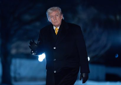 Trump asegura que Irán “quiere” un acuerdo nuclear mientras EE.UU. despliega su flotilla en el Golfo