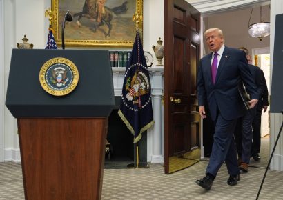 Trump considera rebajar algunos aranceles de acero y aluminio ante presión económica