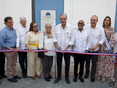 Presidente Abinader inaugura renovada Casa de Arte y refuerza la revitalización del centro histórico de Santiago