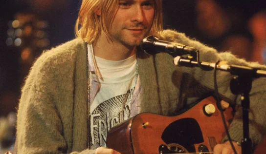 La muerte de Kurt Cobain: capitán retirado de Seattle, cuestiona el suicidio y apunta a homicidio