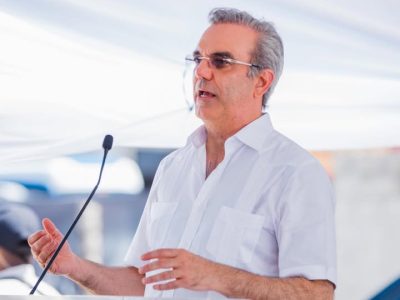 Abinader advierte que la corrupción siempre intenta regresar y asegura que no lo permitirán