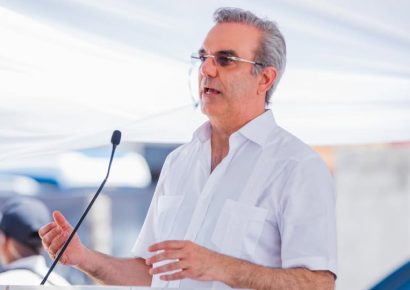 Abinader advierte que la corrupción siempre intenta regresar y asegura que no lo permitirán