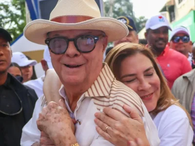 Carolina Mejía asegura que su padre Hipólito Mejía goza de “plena vitalidad” tras cumplir 85 años