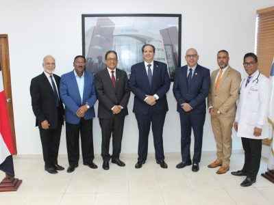 Juramentan Comité de Trasplante de Órganos en el Hospital Ney Arias Lora