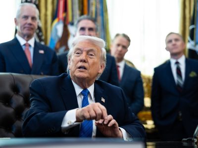 Trump sugiere «unir» al chavismo y la oposición para avanzar hacia la transición en Venezuela