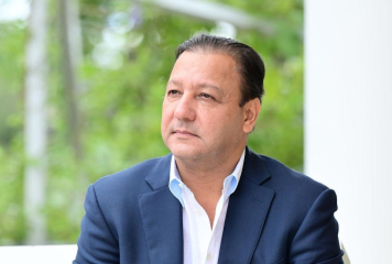 Abel Martínez pide ser excluido del listado de aspirantes del PLD