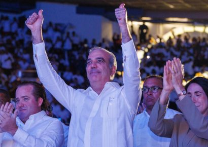 Abinader asegura que el PRM alcanzó el poder por el apoyo consciente del pueblo, no por casualidad