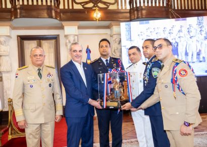 Presidente Abinader destaca a RD como “faro de paz” gracias a labor de FF.AA. y Policía Nacional