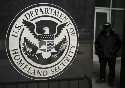 Congreso de EE.UU. enfrenta posible cierre del DHS por exigencias de transparencia y límites a ICE