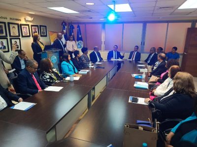 UASD impulsa nueva malla curricular basada en competencias