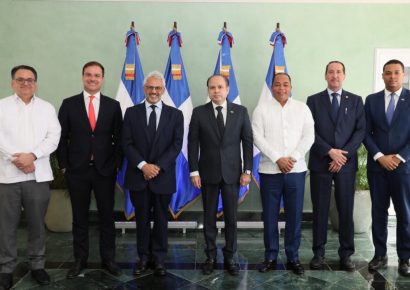 RD y Bladex firman declaración para negociar acuerdo que establecerá oficina regional en el país