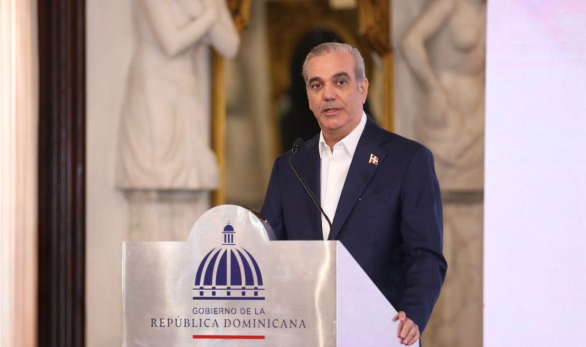 Presidente Abinader destina RD 2,500 millones a Obras Públicas para correcciones de infraestructuras en el país