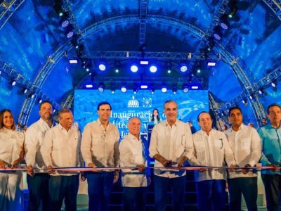 Presidente Abinader inaugura anfiteatro La Gaviota en Ciudad Juan Bosch