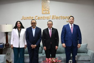 Presidente de la JCE se reúne con el ministro de Justicia para impulsar la cooperación y la coordinación interinstitucional
