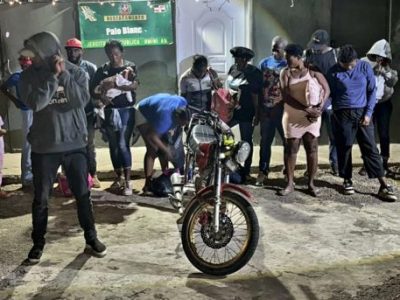 Ejército detiene a 66 haitianos en condición migratoria irregular durante operativo en Loma de Cabrera
