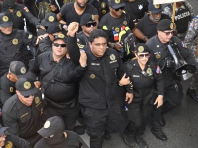 Miembros de la Antigua Orden se manifiestan en demanda de justicia por la muerte de Nauriel Misael Medina