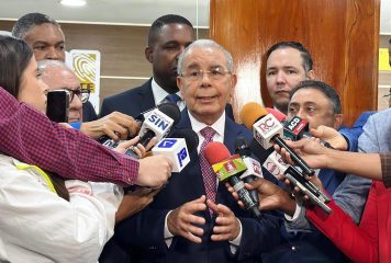 Medina respalda proceso de renovación del documento de identidad y critica lentitud del Gobierno en ejecución presupuestaria