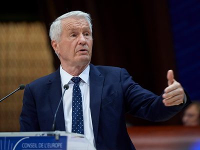 Europa retira la inmunidad al ex primer ministro noruego Jagland por sospechas de corrupción vinculadas a Epstein