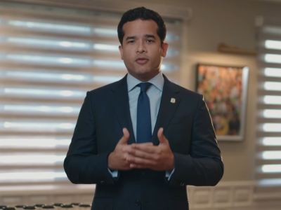 Omar Fernández cuestiona nueva deuda por US$2,750 millones mientras hay US$3,700 millones sin ejecutar