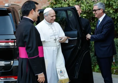 León XIV viajará a Lampedusa, la puerta europea de los migrantes, siguiendo el precedente de Papa Francisco