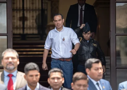 El Congreso de Perú convoca sesión extraordinaria para analizar la censura del presidente interino José Jerí