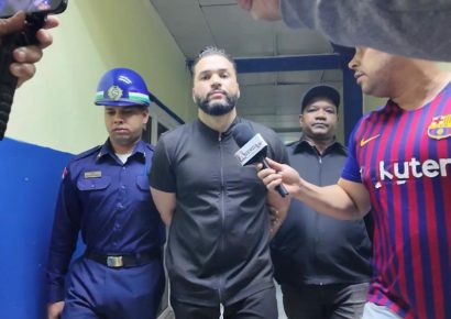 Arrestan a médico acusado de agredir sexualmente a paciente haitiana en Las Guáranas, en SFM