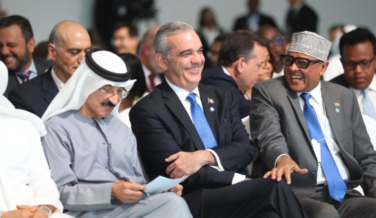 Abinader resalta en Dubái avances en seguridad, salud y desarrollo de República Dominicana